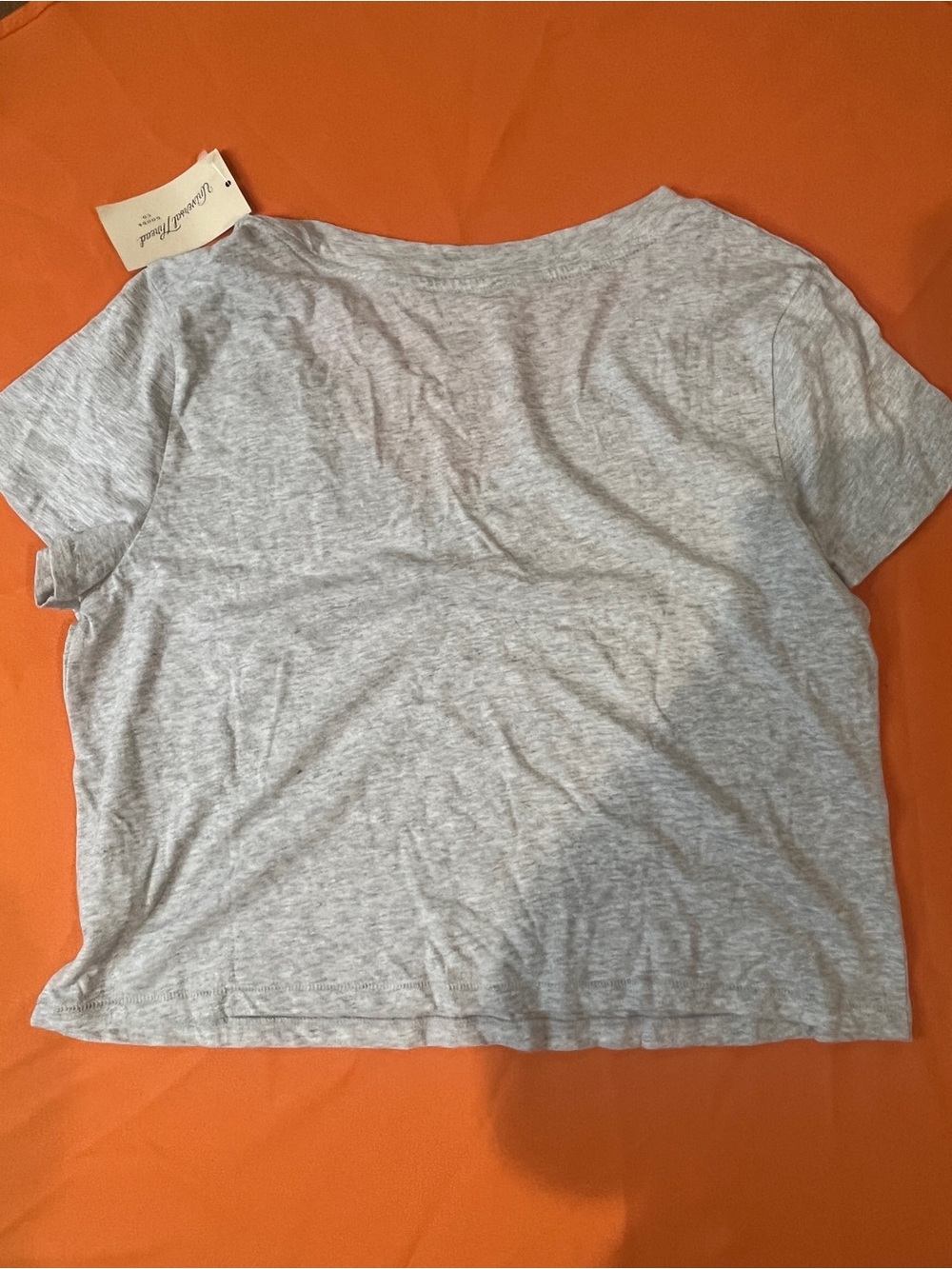 Universal Thread Heather Gray V-Neck Short Sleeve Tee - Picture 6 of 7
